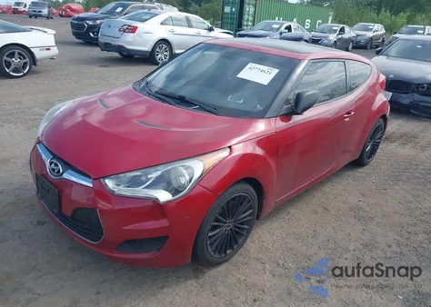 2012 Hyundai Veloster Base W/Red/Black из США, поврежденный, VIN KMHTC6AD8CU053904